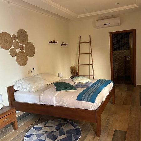 L'Oasis Guesthouse Cotonou Exteriér fotografie