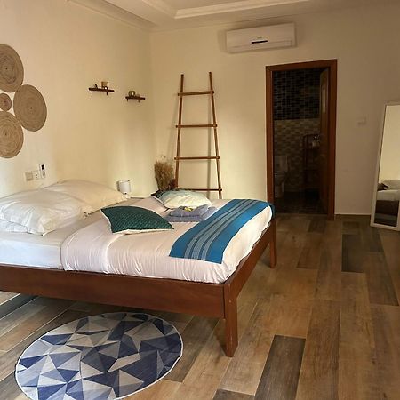 L'Oasis Guesthouse Cotonou Exteriér fotografie