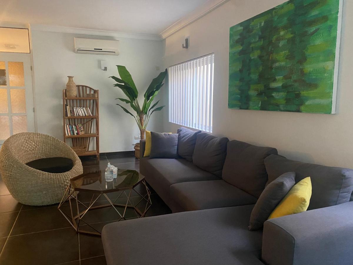 L'Oasis Guesthouse Cotonou Exteriér fotografie