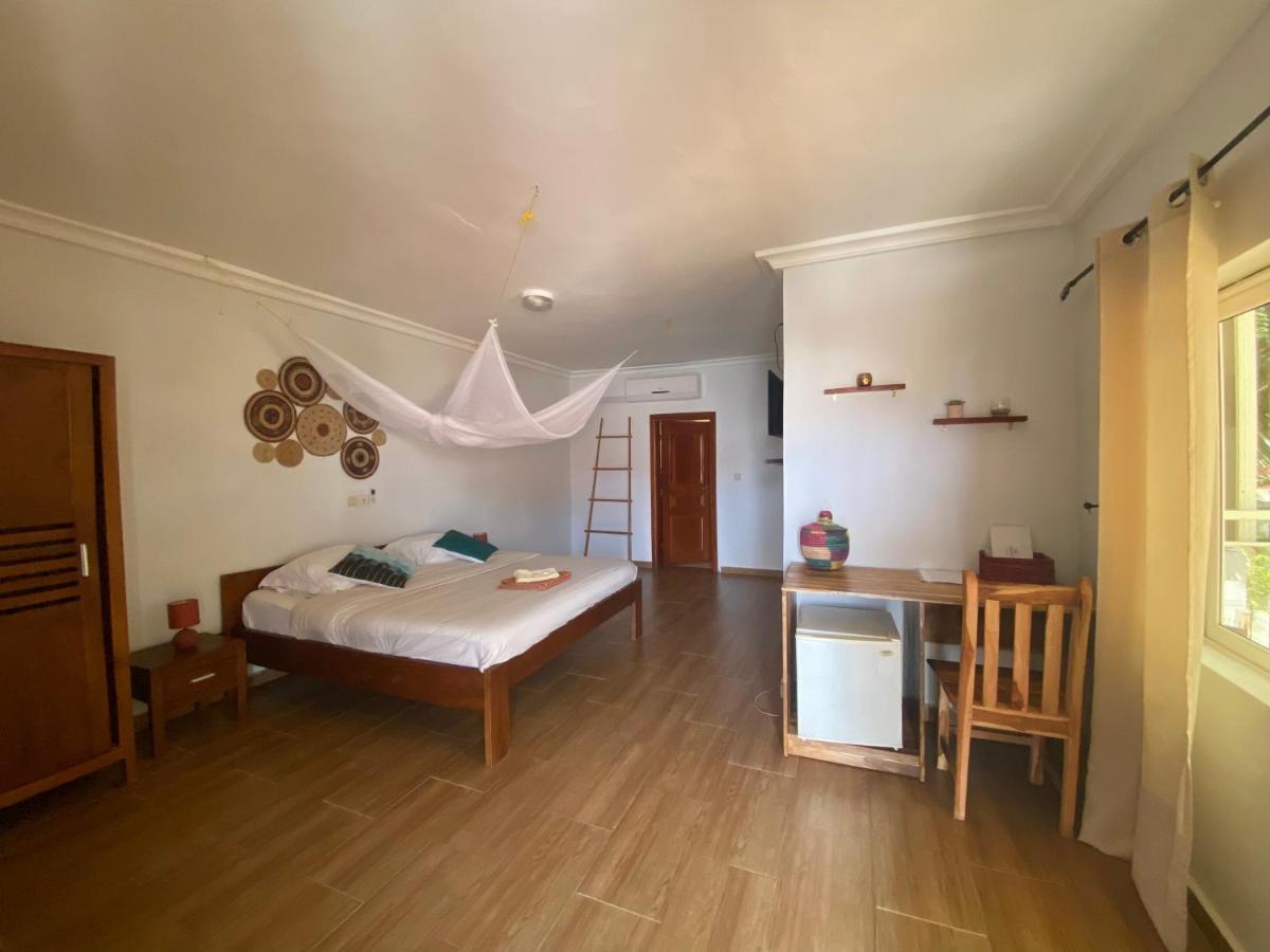 L'Oasis Guesthouse Cotonou Exteriér fotografie