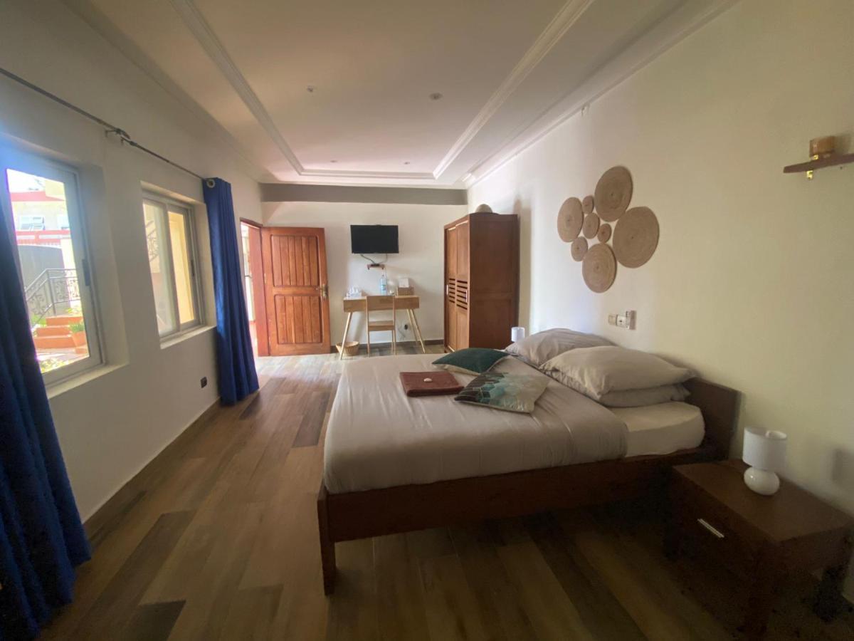 L'Oasis Guesthouse Cotonou Exteriér fotografie