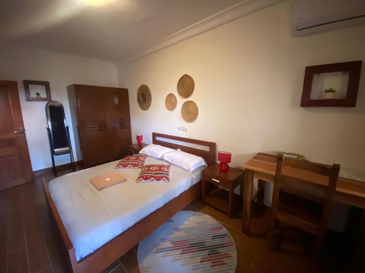 L'Oasis Guesthouse Cotonou Exteriér fotografie