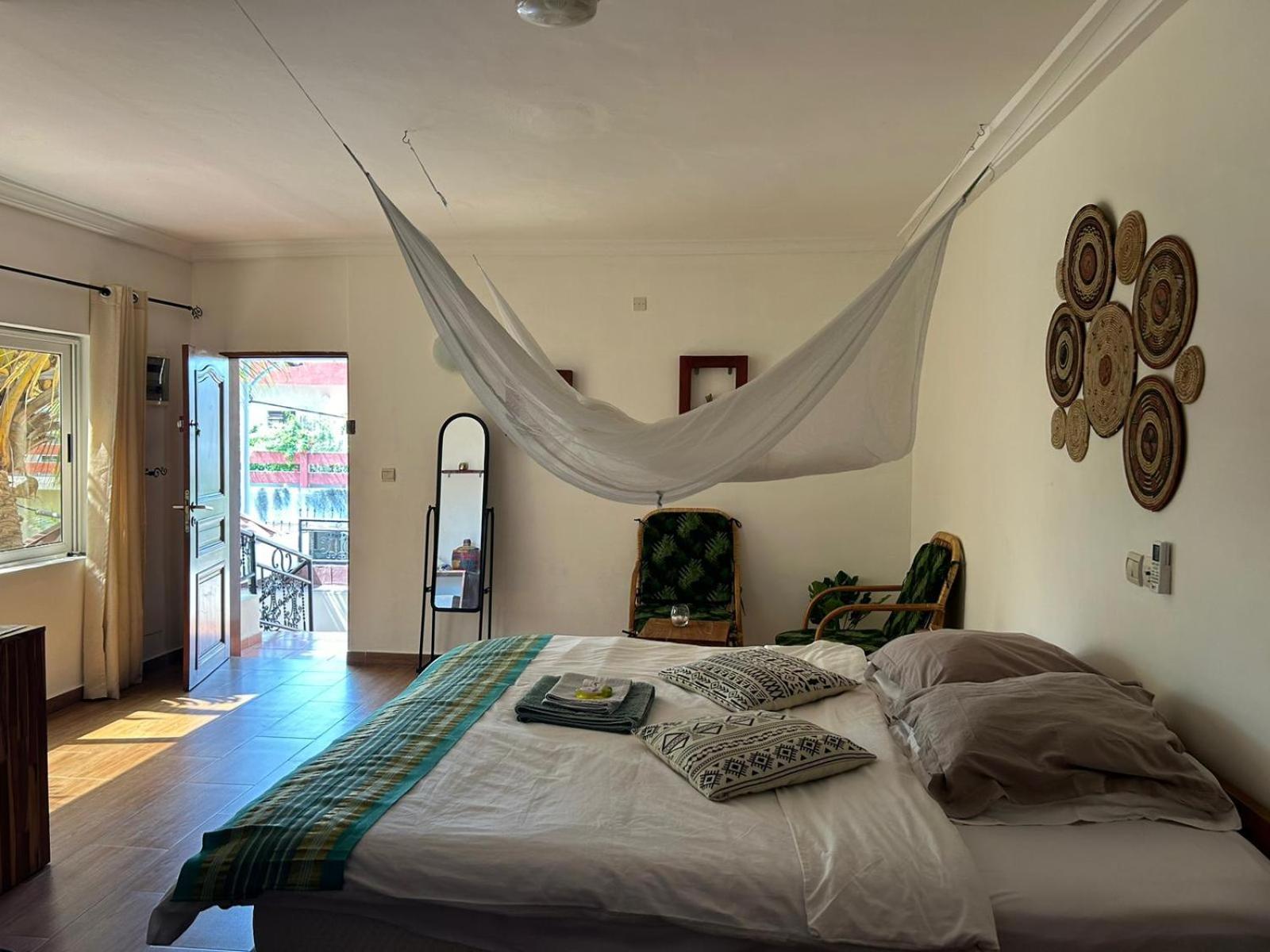 L'Oasis Guesthouse Cotonou Exteriér fotografie