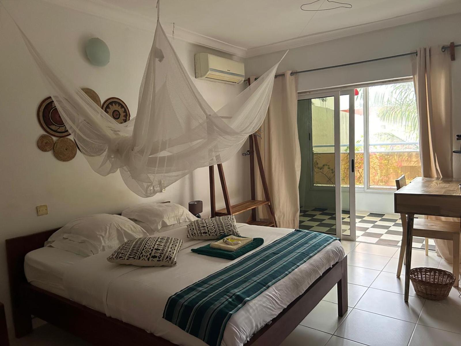 L'Oasis Guesthouse Cotonou Exteriér fotografie