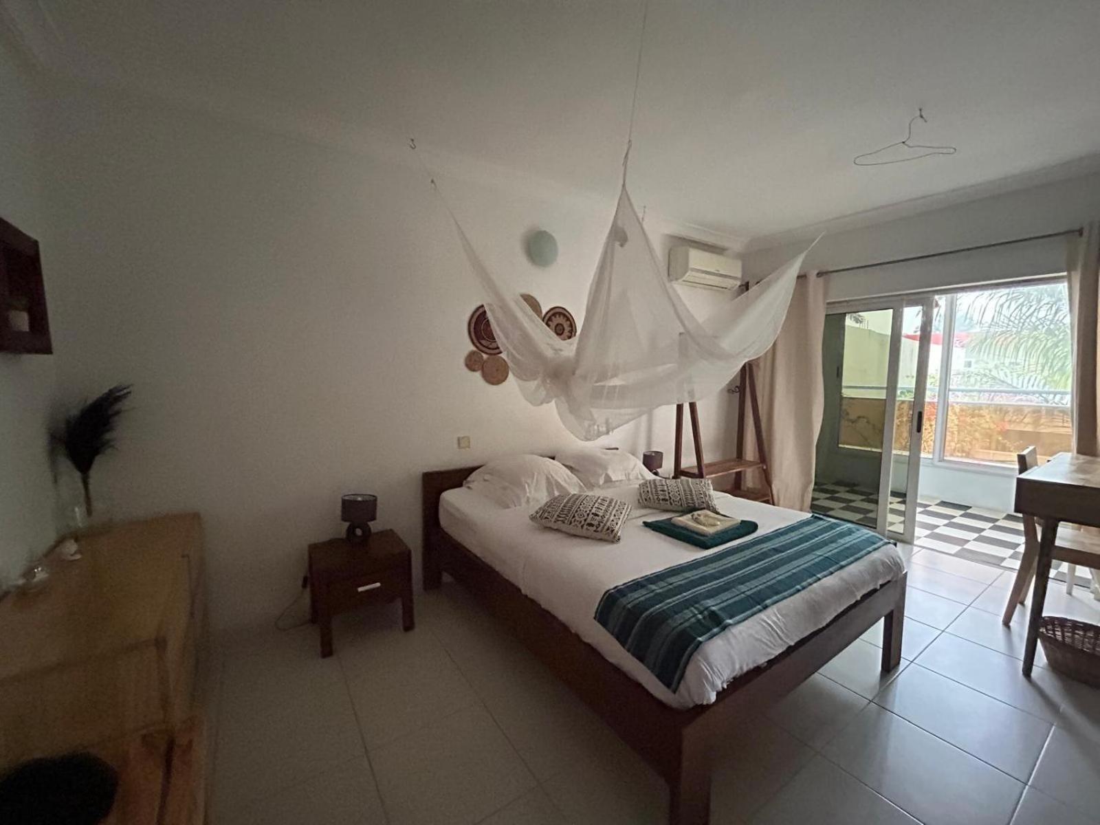 L'Oasis Guesthouse Cotonou Exteriér fotografie