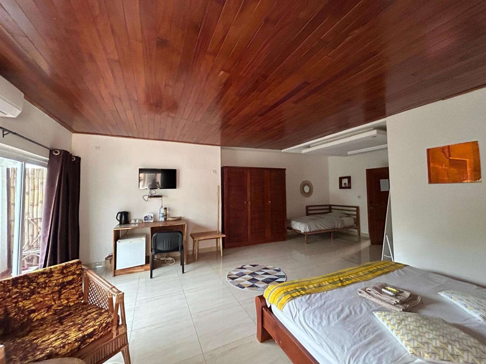 L'Oasis Guesthouse Cotonou Exteriér fotografie