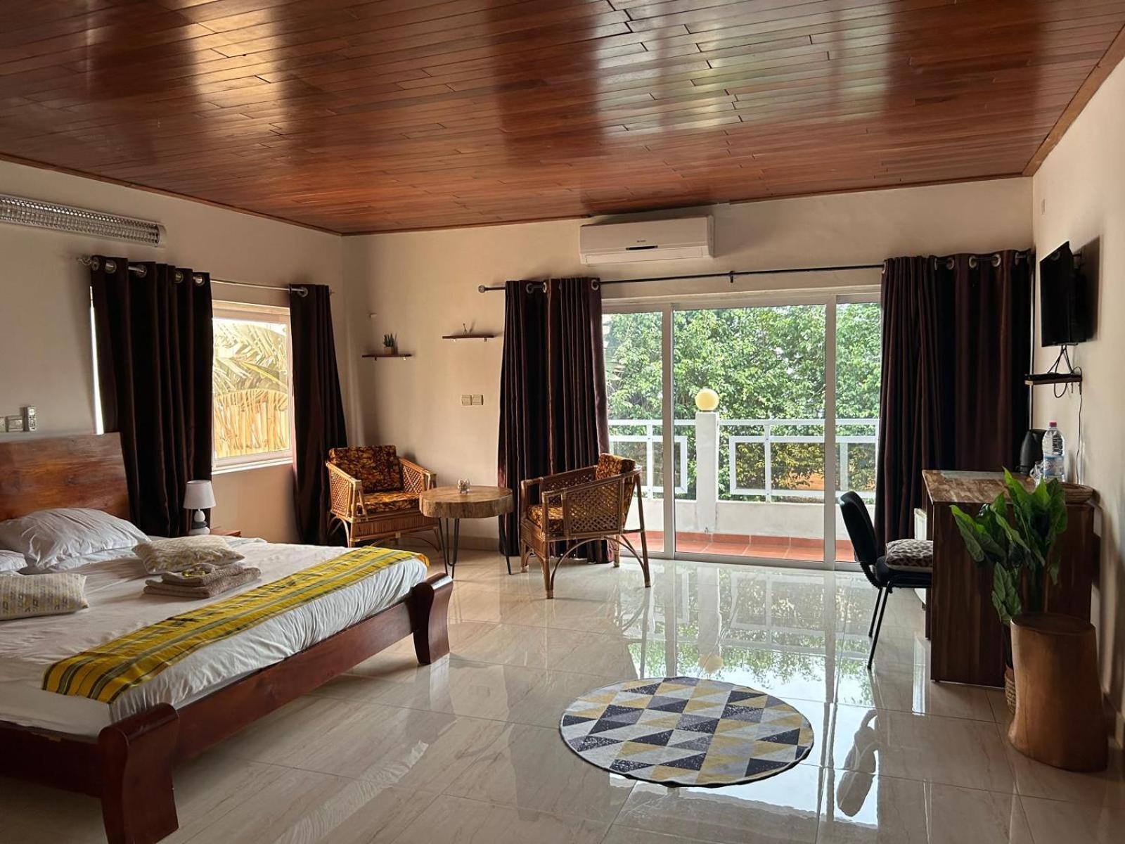 L'Oasis Guesthouse Cotonou Exteriér fotografie