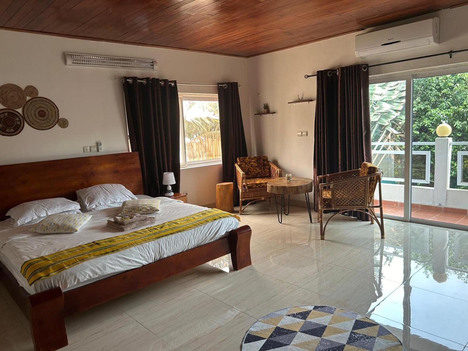 L'Oasis Guesthouse Cotonou Exteriér fotografie